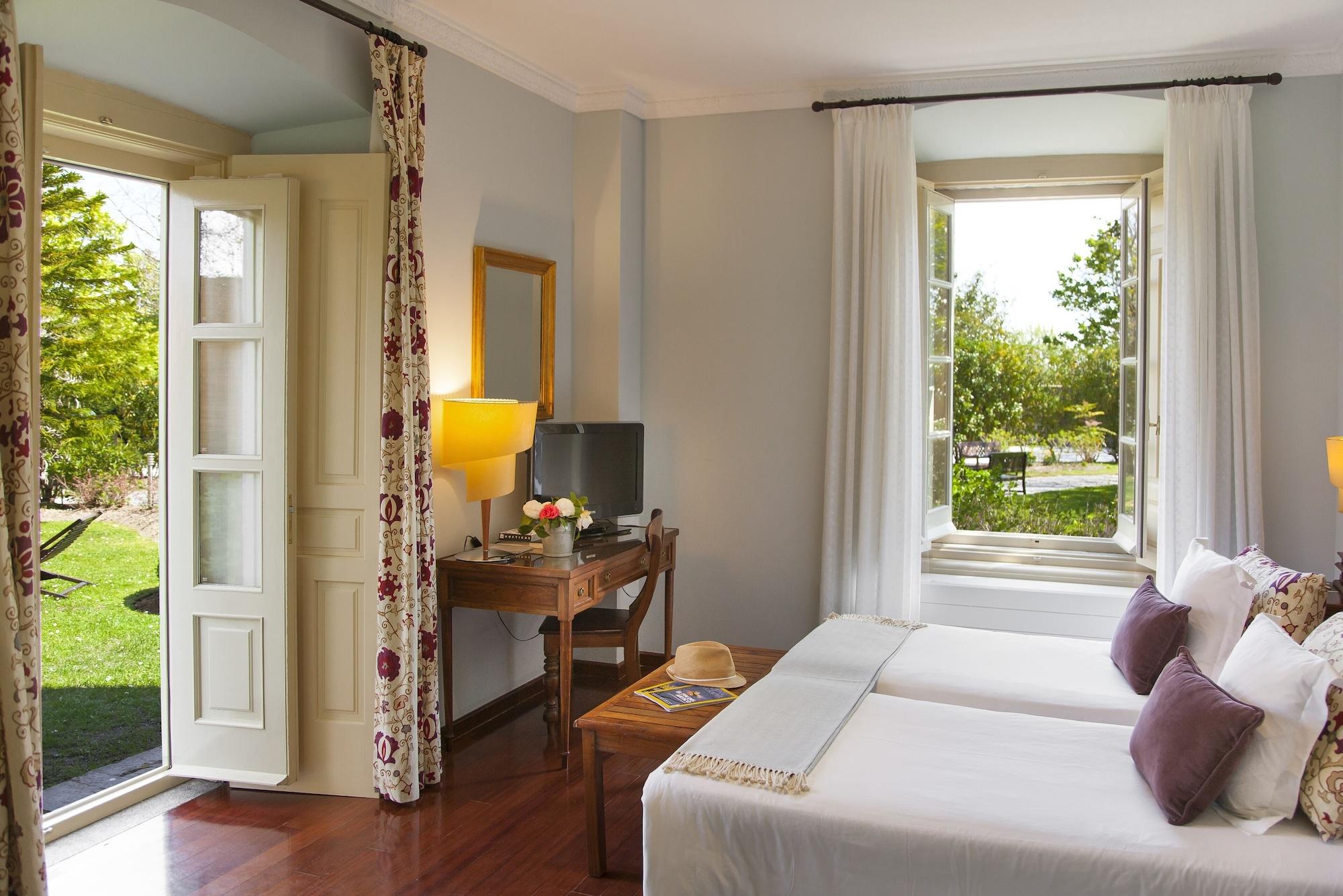 Apartamentos Casona De La Paca Cudillero Extérieur photo