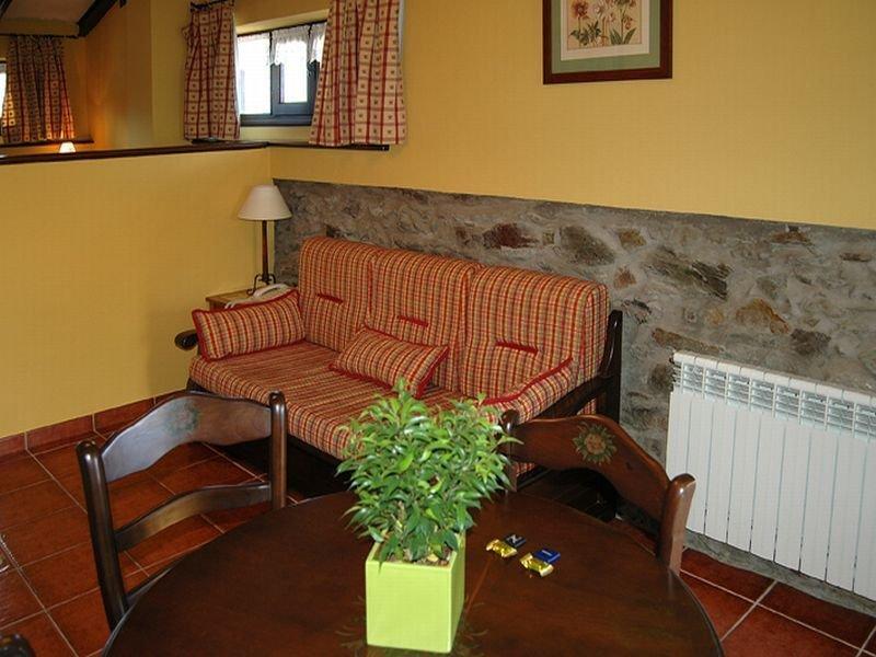 Apartamentos Casona De La Paca Cudillero Chambre photo